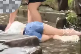 大反转！女生被闺蜜掐后脖按水里后续：当事人发声闹着玩，已报警图片