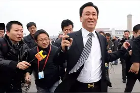 中国光大银行的李晓鹏涉嫌违纪，这一系列的事件震撼着整个国家图片