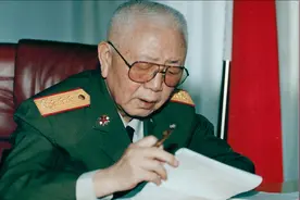 《1988年大授衔17位上将》简要版述暨导读图片