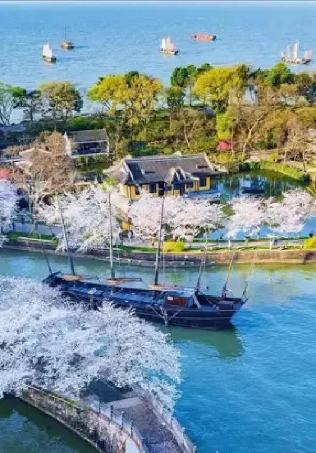 南京坐不住了，苏州发懵了，无锡怎么就突然被全省盯上