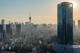 中西部省会，正在疯狂“虹吸”人口图片