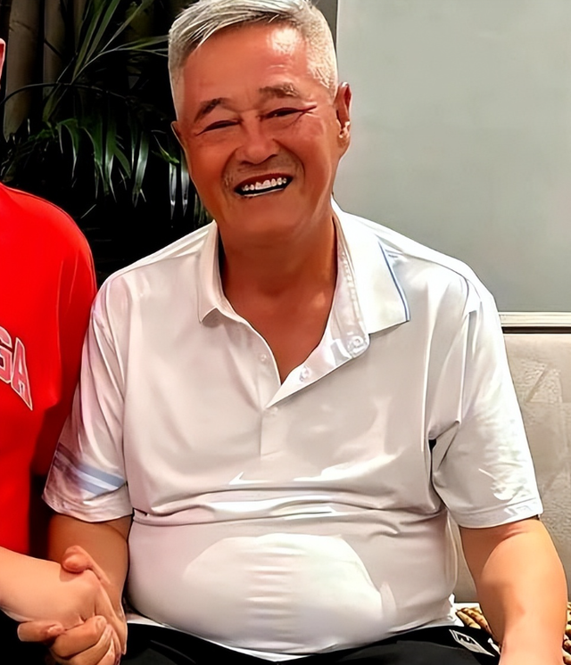 终于摊牌！68岁赵本山近况曝光，和关婷娜的绯闻水落石出