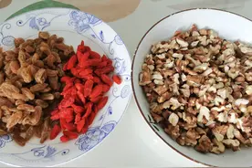 大列巴根本不用买，普通食材在家就能做，给大家看看配料表和成本图片