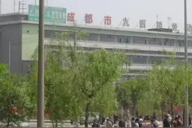 2004年的成都，居然已是二十年前图片