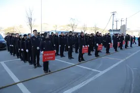 石楼县公安局这场拔河比赛超“燃”图片