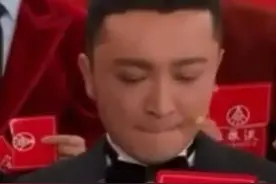 笑不活了！尼格买提说自己3天没笑过了，回应魔术揭秘：“我能看懂一个字算你输”图片