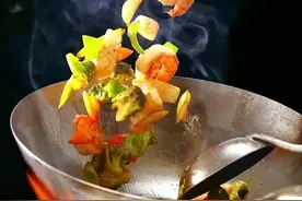 70岁退休厨师长，教了我10个做菜的技巧，学会后让我厨艺大增图片