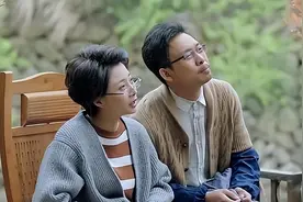 告诉你的儿女：初次去对象家串门，要做到“三带、三不带”图片