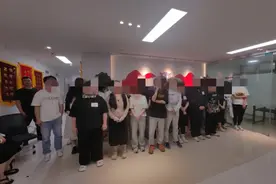 突发！多名“律师”被抓！图片