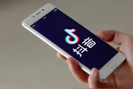 抖音电商：2024年2.1万个商家店播销售额超千万元图片