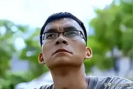 今年是否去读大学？唐尚珺回应：还在纠结中！网友评论区吵翻天图片