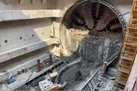 地铁隧道挖那么深，为啥不见泥土运出来？挖出来的土都去哪了？图片