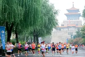 老味道，再飘香！带着回忆出发，趵突泉啤酒跑进了济南的风景线图片