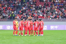 龙兴足球场看球真的太爽了！希望铜梁龙继续为重庆而战！图片