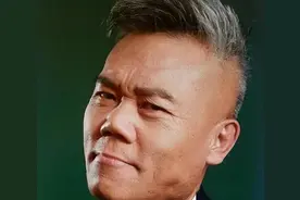 司马南含泪发声：别再攻击中储粮，小心中了境外势力的圈套图片