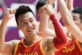 辽篮三大新人合砍0分？辽宁惜败夜杨鸣遭质疑：又保守啃老本了?图片