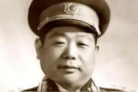 47年，6旬老太来部队寻当兵儿子，报上名后，政委：您快来司令部图片