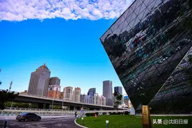 【节气中国·谷雨】蓝钻波影 大河润城图片