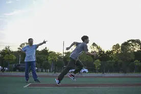 05后与父亲的复杂感情 藏在一封封家书里图片