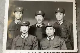 安徽退伍军人寻找湖北战友陈维尧：我是你一眼相中的“炊事班幸运儿”图片