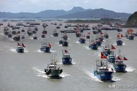 菲律宾出动近百艘渔船冲闯黄岩岛，中国渔民集体出海，中方不忍了图片