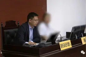 30岁女子怀胎九月和上海六旬老伯结婚，为给孩子落户却失败图片