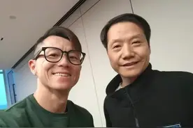 心疼雷军！他实在太累了，还是黄章更懂人生图片