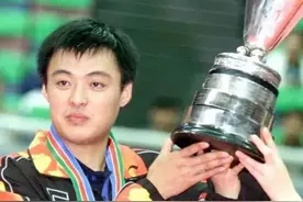 看到国乒男队教练年轻时颜值，才明白国乒队的逆子们有多费教练图片