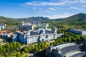 襄阳的这所学院，为什么更名湖北交通大学？图片