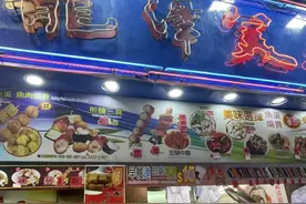 美女打卡香港煎酿三宝美食，饭没吃上先被怒吼，网友：花钱买气受图片
