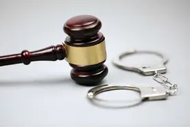 游戏代理挖角推广私服 侵犯著作权终获刑图片