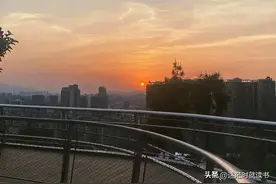 成年人最好的清醒，就是点到为止，你权衡利弊，我及时止损！图片