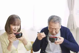 中老年人应避开山药？专家建议：为健康着想，少吃这4种根茎蔬菜图片