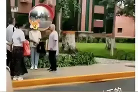 太辣眼！河南高校副科长聚众淫乱！聊天记录曝光图片