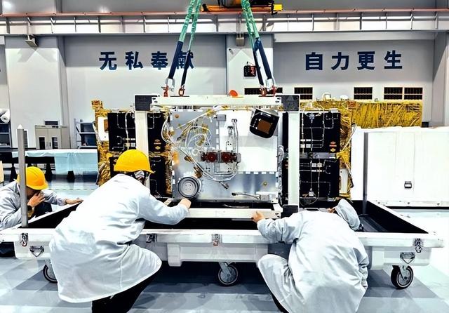 美军最怕一幕发生！中国北斗在轨升级完成，美国太空军战栗！