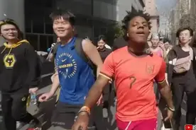 甲亢哥上海直播炸翻外网，网友评论：这才是真中国图片