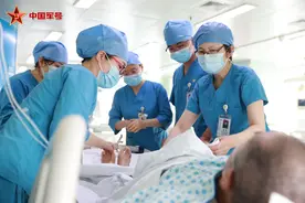 第六医学中心心血管内科监护室：多项新技术为患者带去生的希望图片