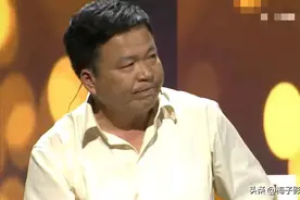 老板资助一女孩上学。女孩工作后去看老板，邻居却说：他破产了！图片