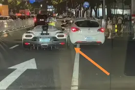 女司机撞上柯尼塞格 保险定损406万？车主现身回应 透露更多细节图片