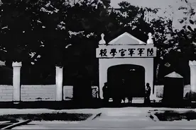 81年，郭汝瑰质问杜聿明：当年为何硬说我是共产党，杜如何回答的图片