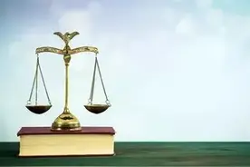 法律是公平公正的，为什么到老百姓这里就公平公正不了呢图片