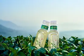 比东方树叶名气还大！饮料圈杀出新黑马，销量仅次于农夫山泉图片