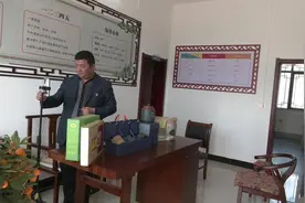 黄梅五祖渡河：村支书变身主播 “土货”变“俏货”图片