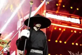 武林风“新王崛起”欧阳锋 ：“选择了就要不留余地的往前！”图片