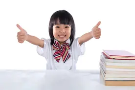 生娃有“吉时”，这五个时辰出生的孩子，自带富贵光环，注定享福图片