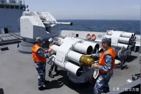 逐步沦为鸡肋，中国各种主力舰艇，为何放弃了反潜深弹？图片