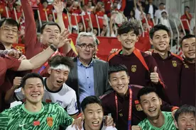 国足开启厦门首训 张玉宁、李磊缺席图片