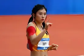 阴阳怪气+摇头晃脑，吴艳妮夺冠发表不当言论，网友要求彻底封杀图片