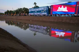 柬埔寨想经济上靠中国，又想保持距离讨好美国，恐两边都得罪图片