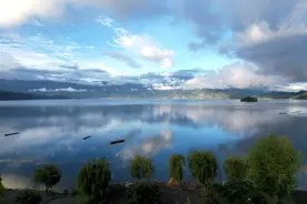 新时代中国调研行之看区域·西部篇丨人湖共生——滇川携手保护“高原明珠”泸沽湖图片